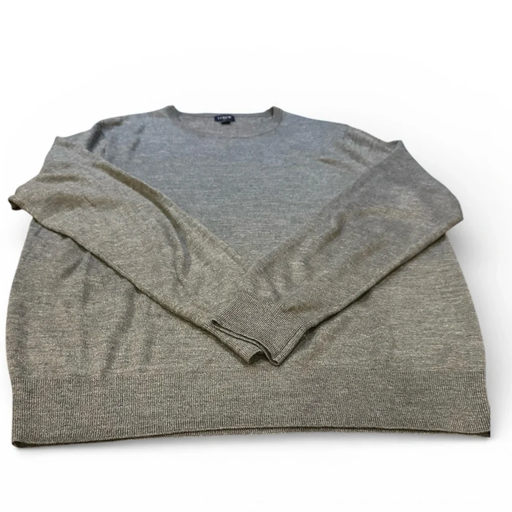 J. Crew Men's Light Gray Crewneck Sweater